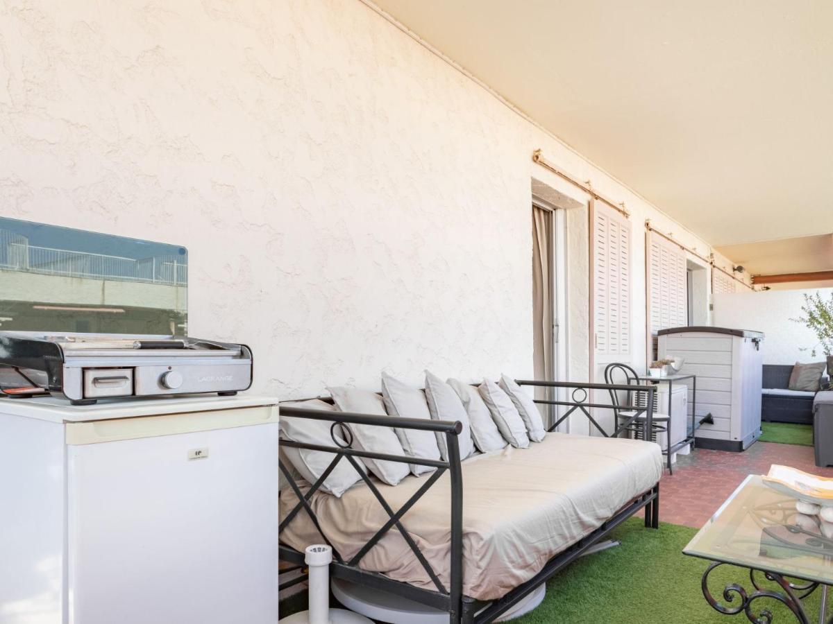 Apartment Les Patios-7 By Interhome แซ็ง-ทรอเป ภายนอก รูปภาพ